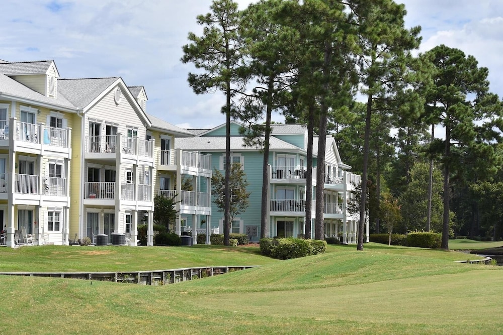 27 Holes of Golf Surrounds the Studio Golf Villa 1606L with Resort Amenities by RedAwning - photo 25