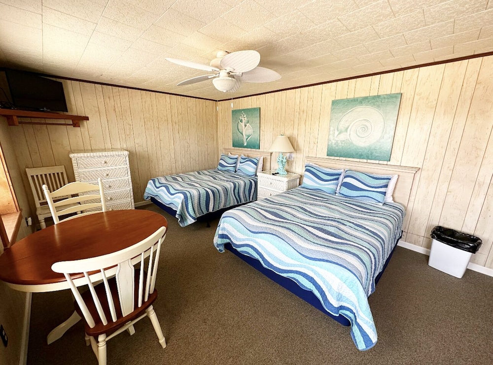 SandSpur Ocean Cottages - photo 7