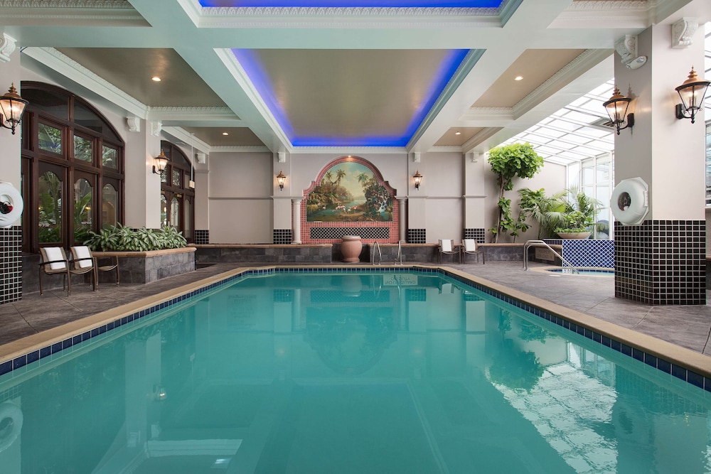 Embassy Suites by Hilton San Francisco Airport Waterfront - photo 33