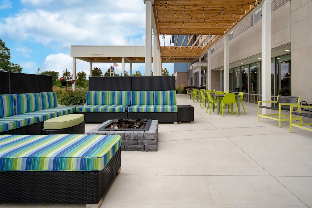Home2 Suites by Hilton Grand Rapids Airport - photo 39