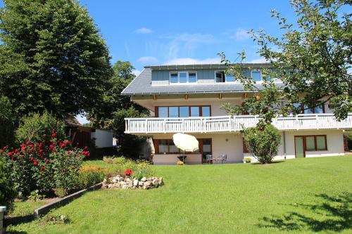 Gästehaus Dörflinger — 4-Star Luxury Hotel in Wutoeschingen, Germany
