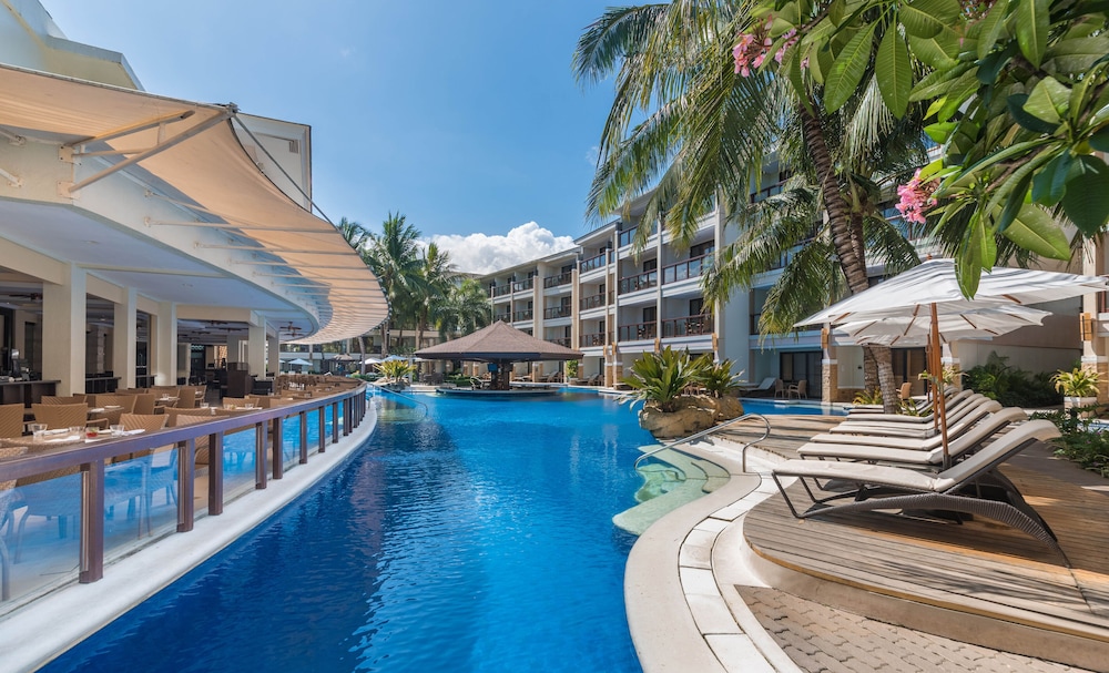 Henann Lagoon Resort — 4-Star Luxury Hotel in Malay, Philippines