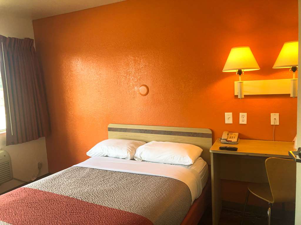 Motel 6 Jacksonville FL Orange Park - photo 12