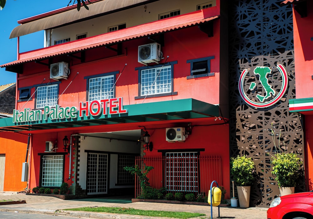 Hotel Italian in Sinop, Brasil