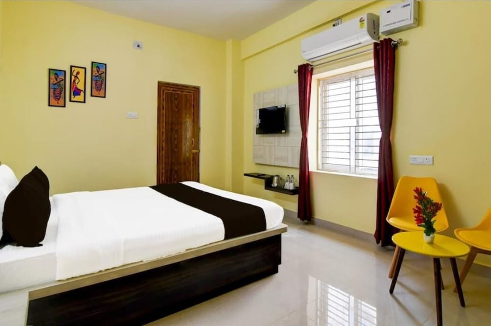 Goroomgo Dutta Residency Premium - last minute hotel in Bhubaneshwar