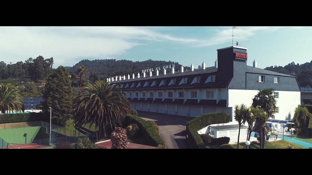 Complejo El Eden in Pontevedra, Spain