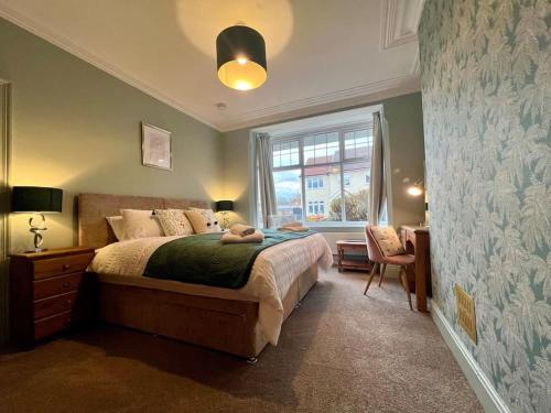 The Rose Grd Floor 2 5 Beds SmartTV Uni Tram M250 Fibre — 4-Star Luxury Hotel in Nottingham, United Kingdom