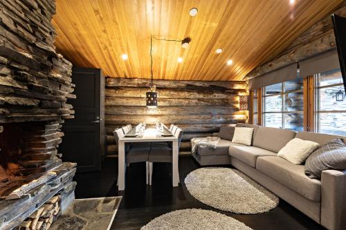 Unelmakanerva in Unknown City, Finland