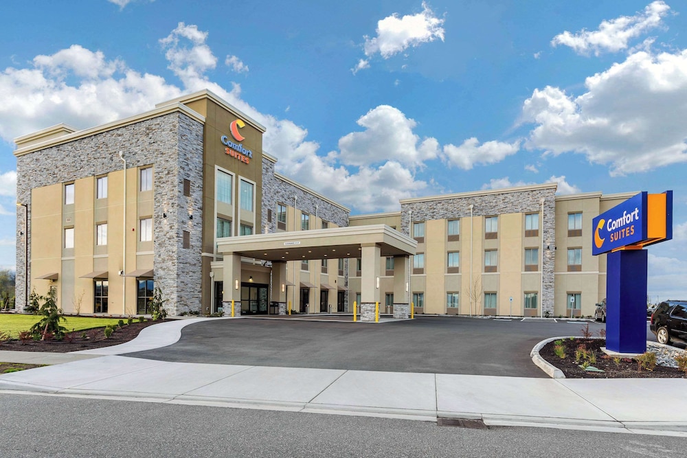 Comfort Suites Burlington near I 5 - photo 45