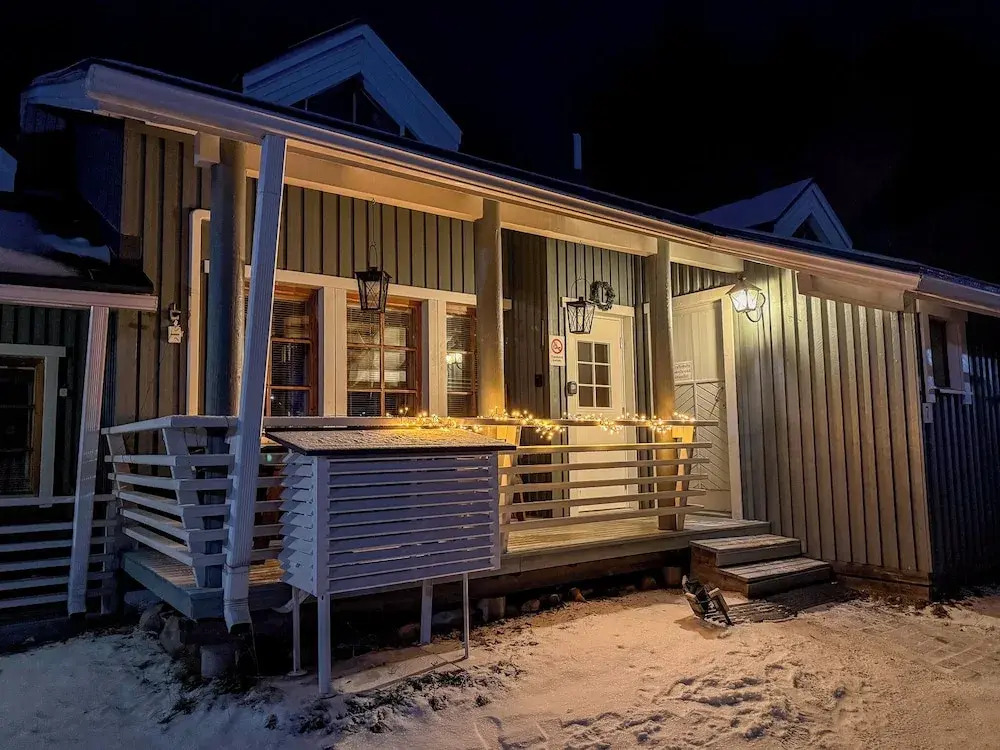 Lomakivakka Roomy 2BD & loft by the lake free wifi and sauna — 4-Star Luxury Hotel in Kuusamo, Finland