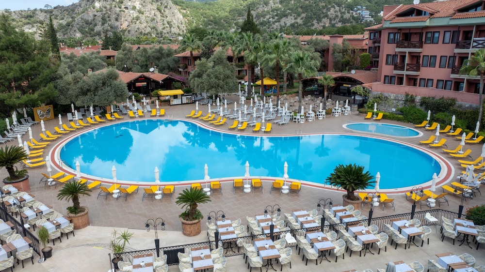 Suncity Hotel Beach Club