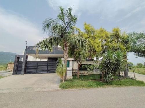 Family three bedroom villa D 12 — 4-Star Luxury Hotel in Islamabad, Pakistan