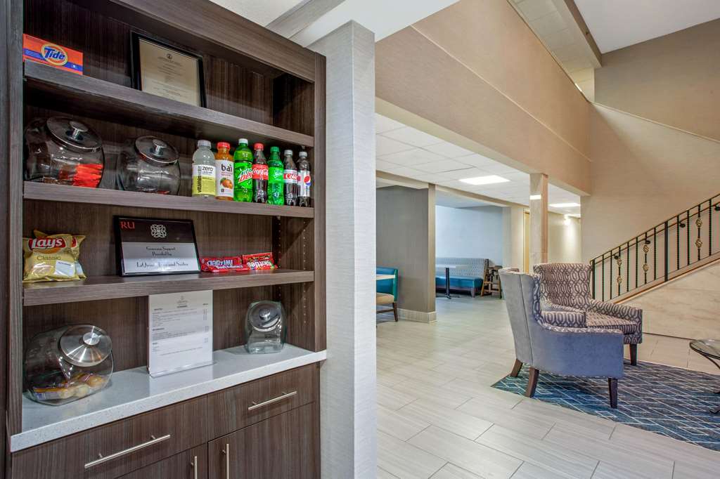 La Quinta Inn by Wyndham Radford - photo 29