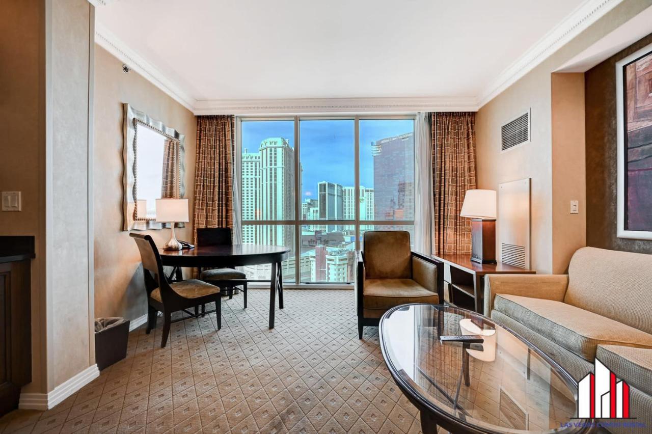 MGM Signature 15 611 Strip View Jacuzzi Studio