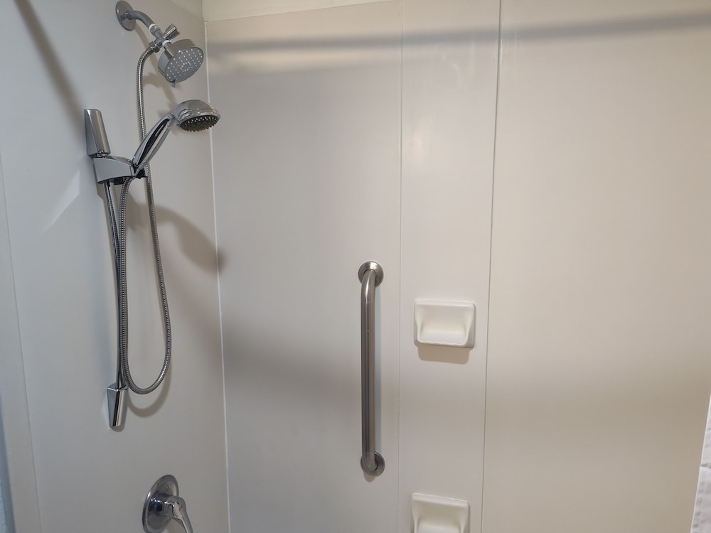 Spark by Hilton Stevensville - photo 38