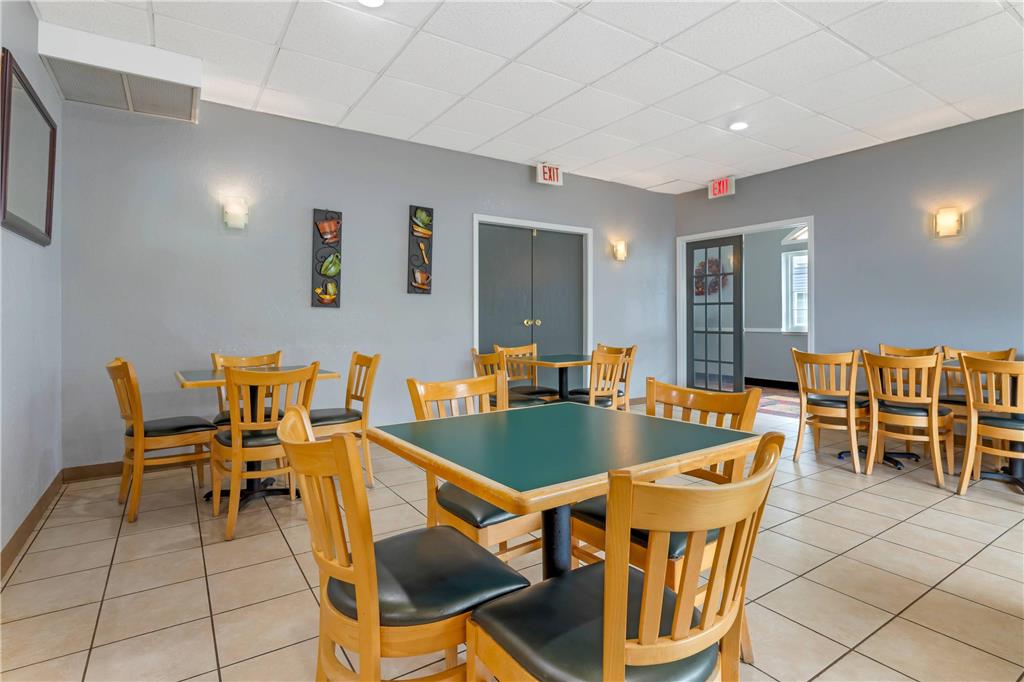 Quality Inn Mauston I 90 - photo 24