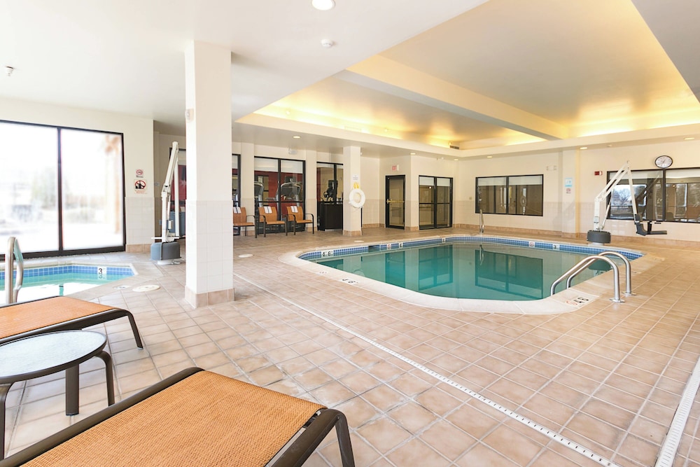 Courtyard by Marriott Kansas City East Blue Springs - photo 14