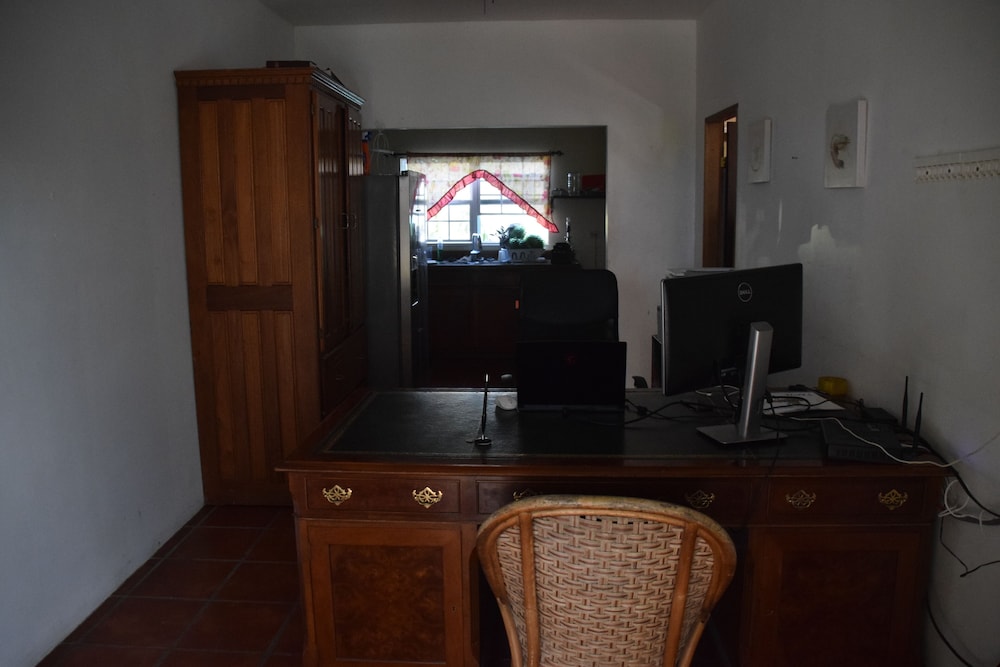 Bamboleo Inn Belize — Belize City — photo 2