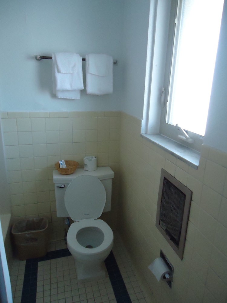 Budget Host Inn Somerset - photo 27