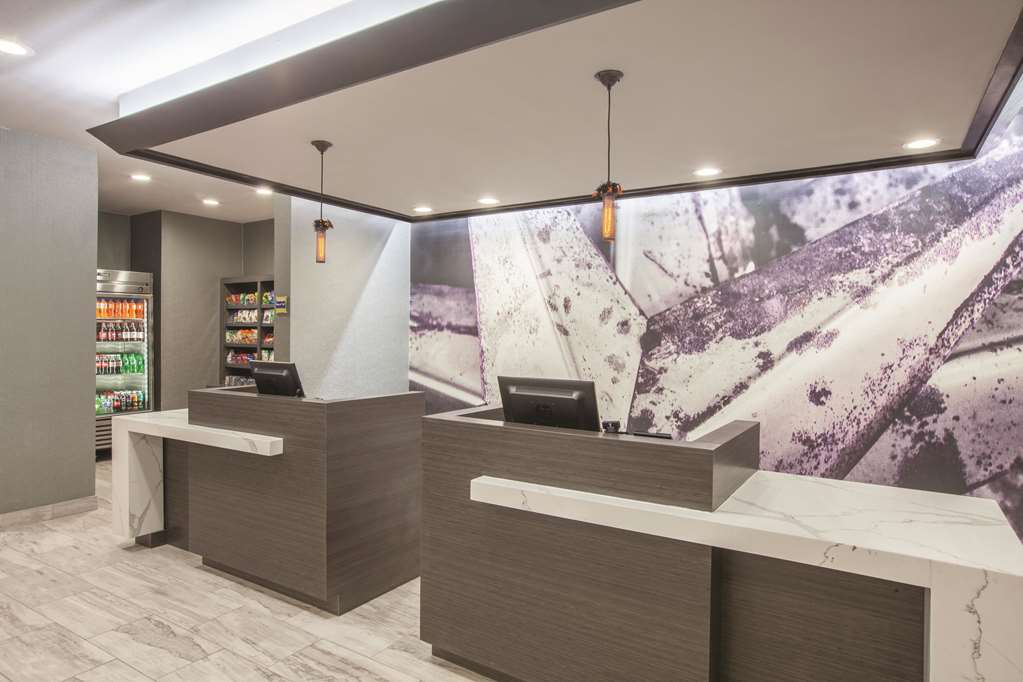 La Quinta Inn & Suites by Wyndham Kingsville - photo 4