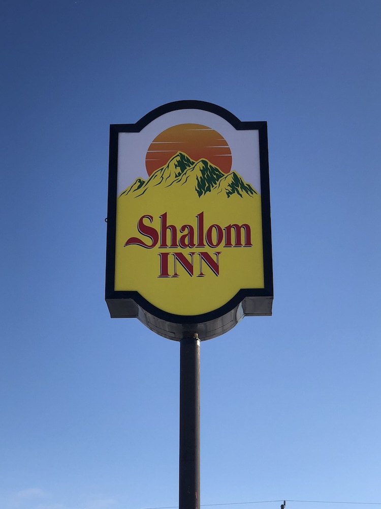 Four Seasons Inn - photo 18