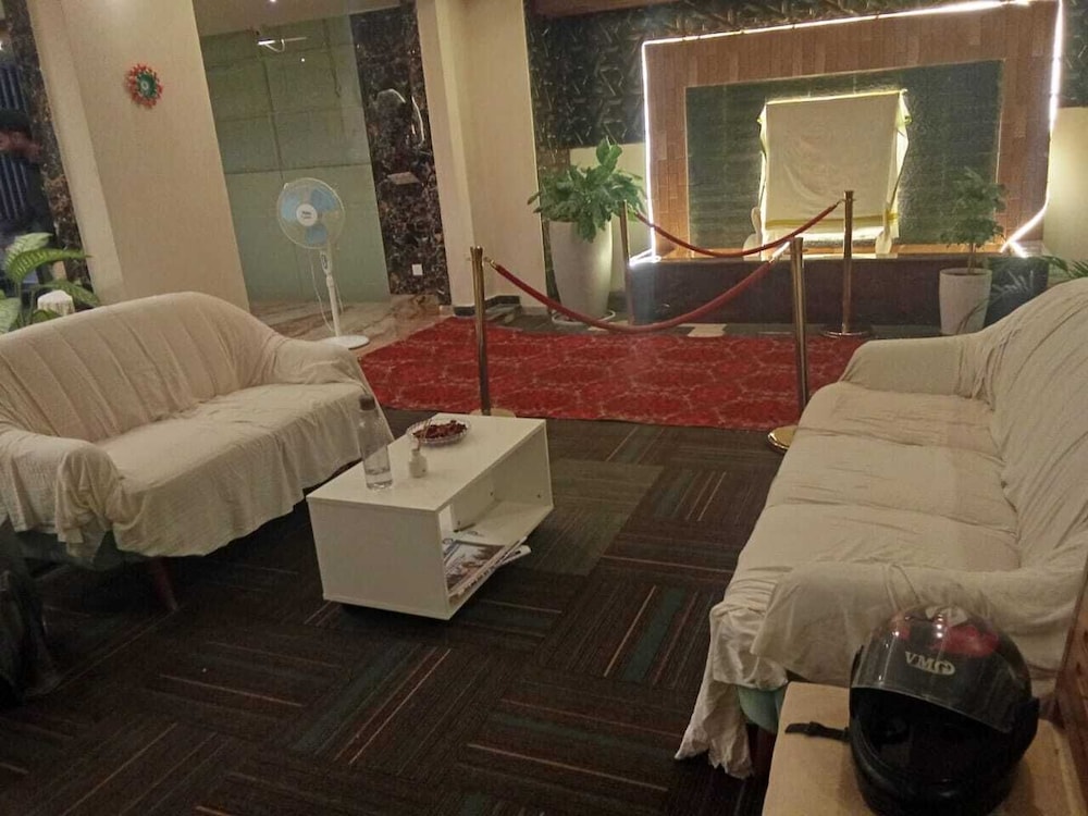 Glori's Retreat Game Room 560 of FREE Attraction tickets for each paid day — hotel in Pigeon Forge