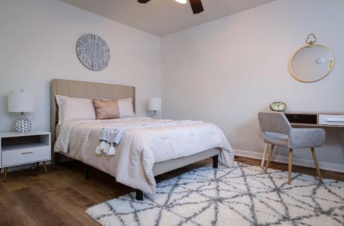 Quaint and quiet Columbus Ga stay — 4-Star Luxury Hotel in Columbus, United States