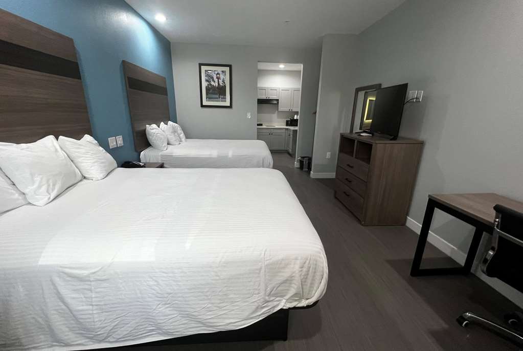 Baymont by Wyndham Freeport Texas - photo 21