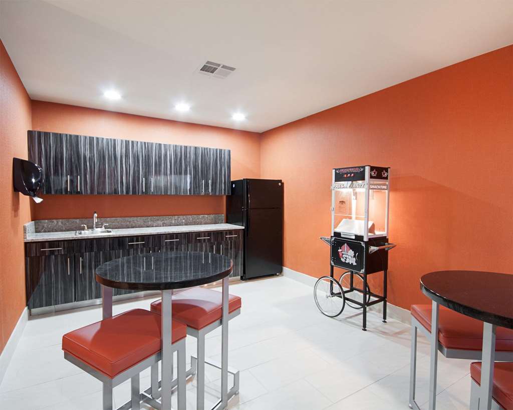 MainStay Suites Hobbs - photo 35