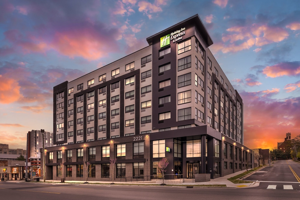 Holiday Inn Express & Suites Nashville West End Univ Area by IHG - featured photo