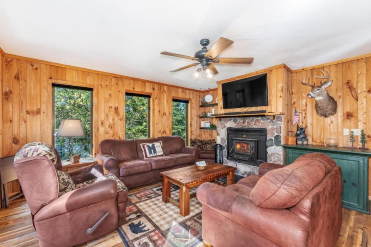 Clover Pines - carbon neutral hotel in Eagle River