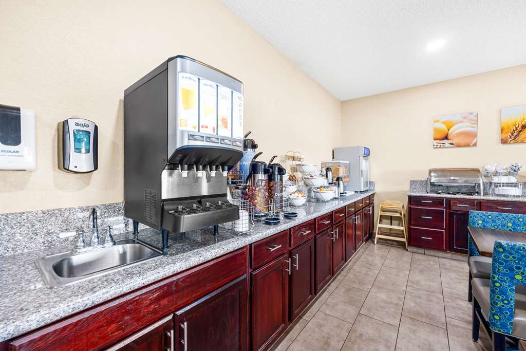 Comfort Inn & Suites Pueblo - photo 64