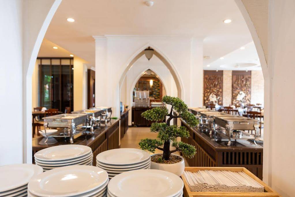 Chateau En Ville Pattaya — 4-Star Luxury Hotel in Pattaya, Thailand