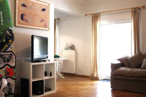 Quiet central on airport metro and bus line — 4-Star Luxury Hotel in Athens, Greece