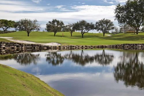 Cypress Lakes 55 Seasonal Getaway in Lakeland, United States