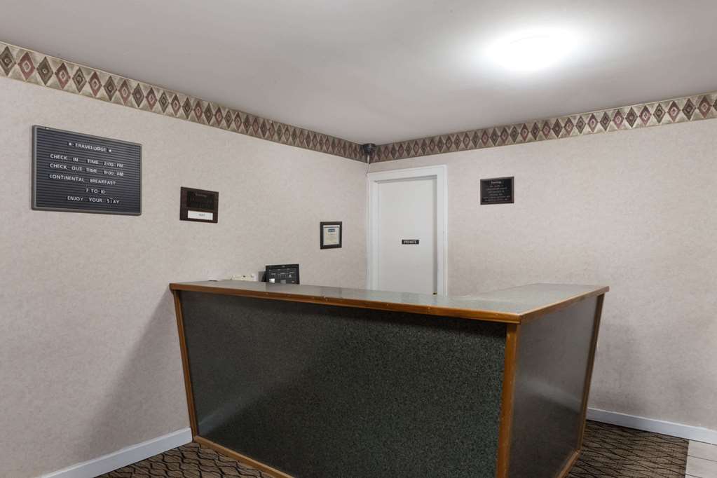 Travelodge by Wyndham Great Barrington Berkshires - photo 3