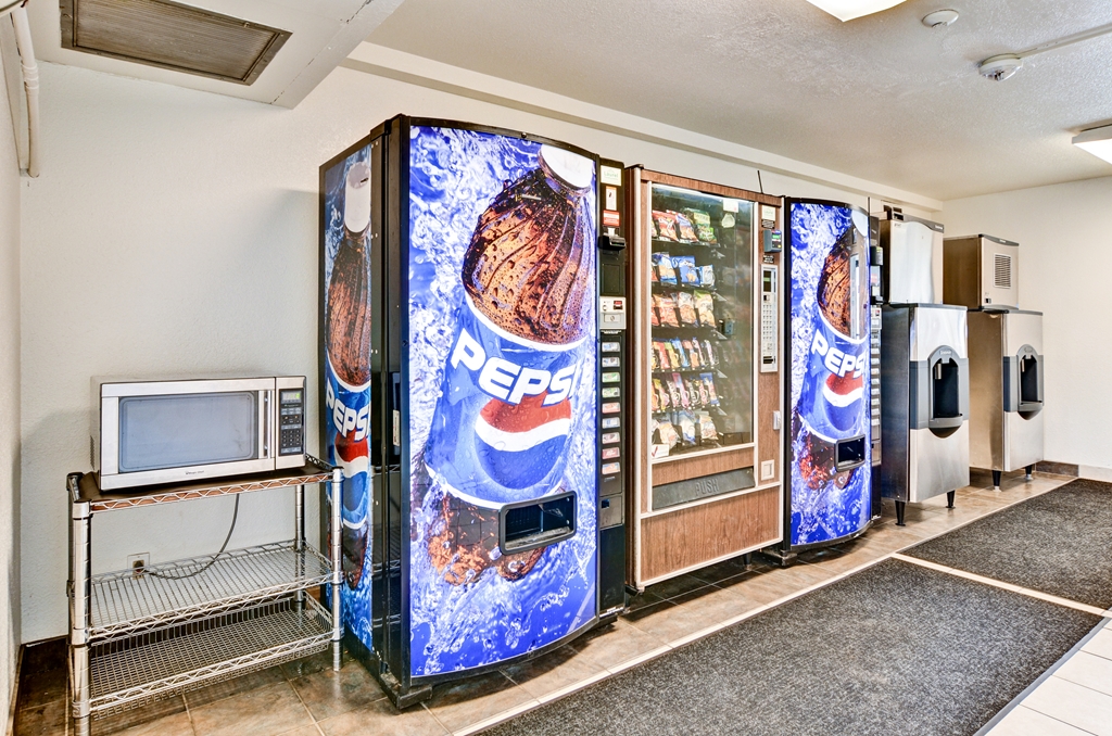 Motel 6 Pittsburgh PA Crafton - photo 35