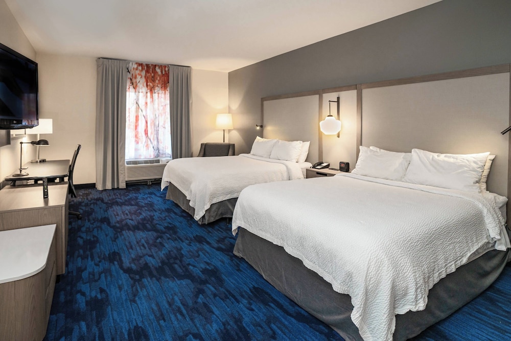 Fairfield Inn & Suites Kearney - photo 11