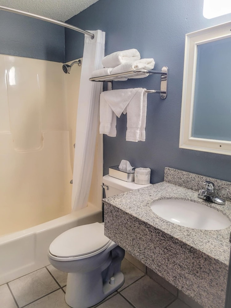 The Northwest Inn - photo 15