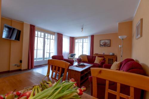 Villa Senta Apartment 6 — 4-Star Luxury Hotel in Ostseebad Kuehlungsborn, Germany