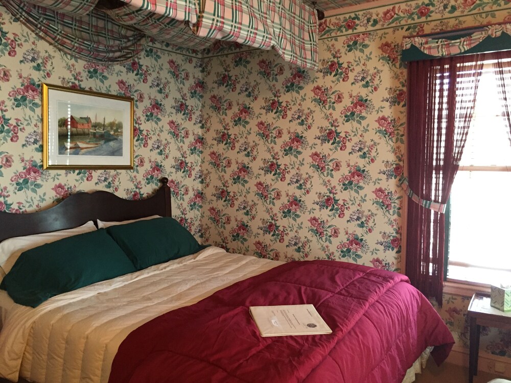 Harborview Inn - photo 6