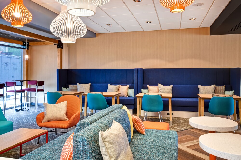 Tru by Hilton Louisville Airport - photo 4