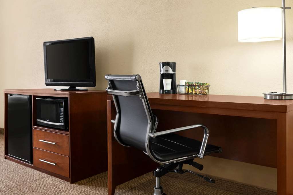 Baymont by Wyndham Rocky Mount - photo 13