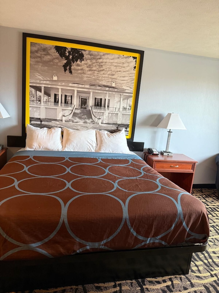 Rodeway Inn Cozad - photo 5