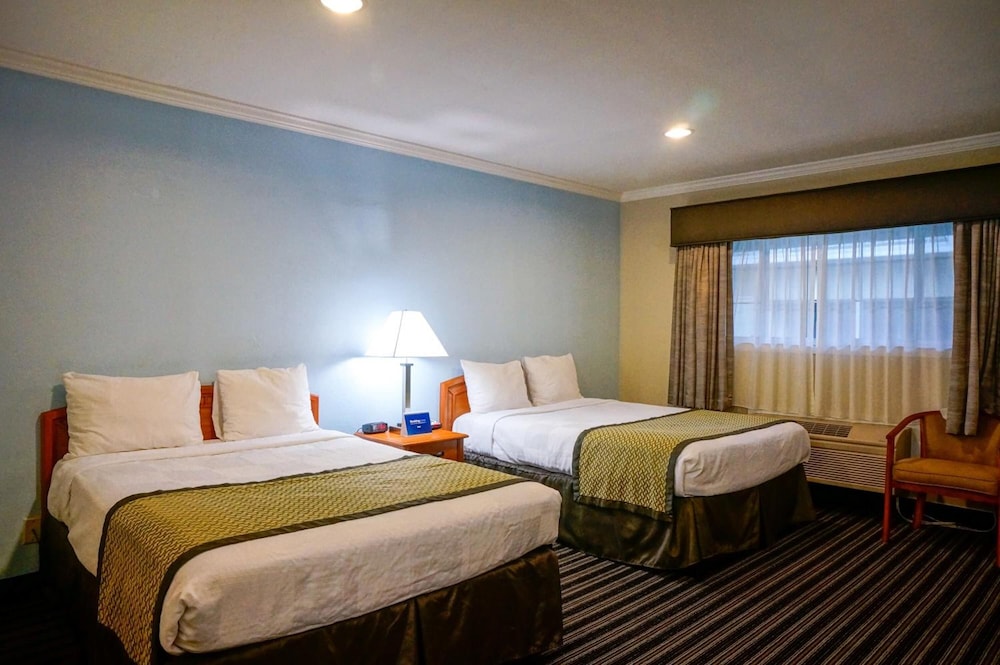 Hotel Parmani - photo 17