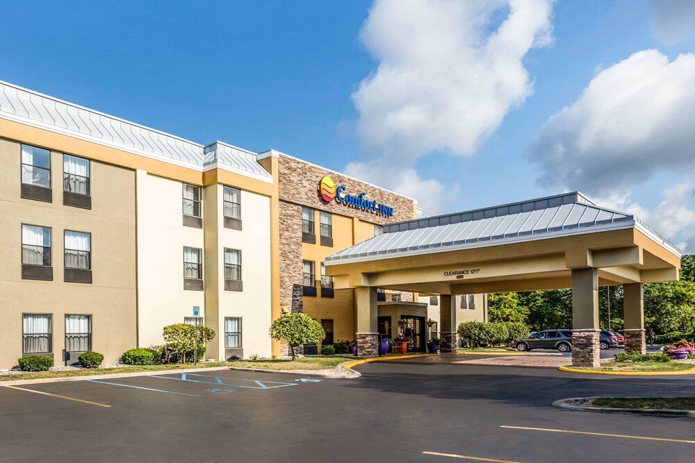 Comfort Inn Wings Stadium in Kalamazoo, United States