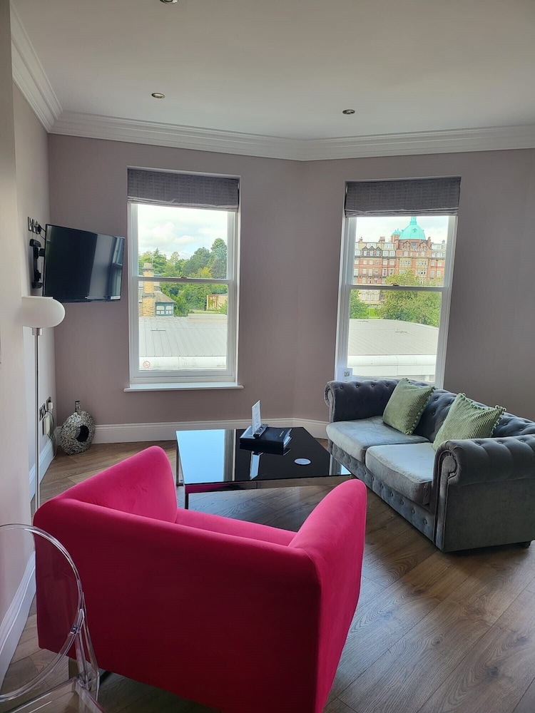 Harrogate Lifestyle Luxury Serviced ApartHotel in Harrogate, United Kingdom