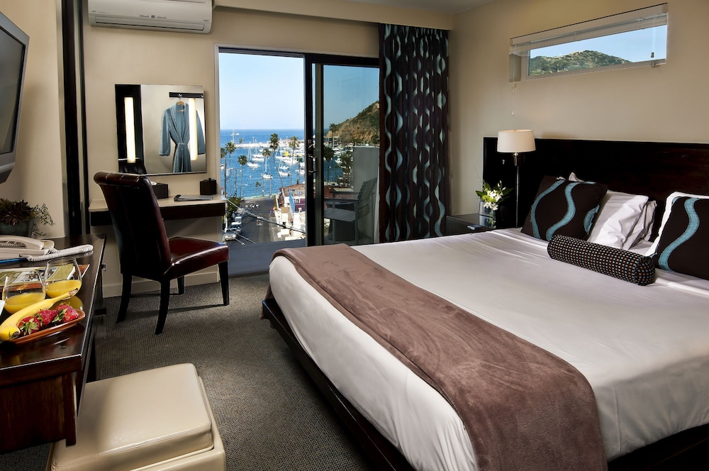 Aurora Hotel - carbon neutral hotel in Avalon