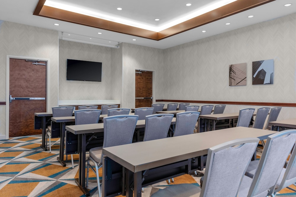 Residence Inn by Marriott Boston Burlington - photo 35