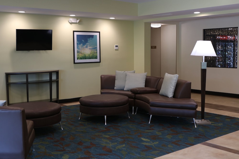 Candlewood Suites Goodlettsville Nashville by IHG - photo 24